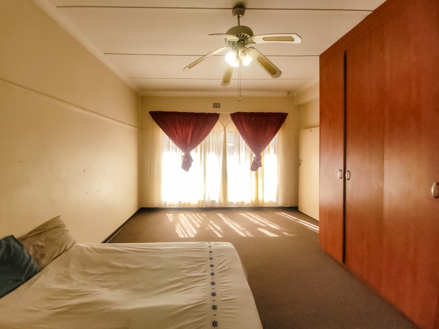 8 Bedroom Property for Sale in Die Bult North West